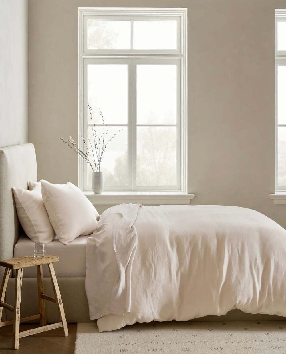 Quince European Linen King Duvet Cover Set in Sand 3 pc. Cal king REFOLDED new - Picture 3 of 6